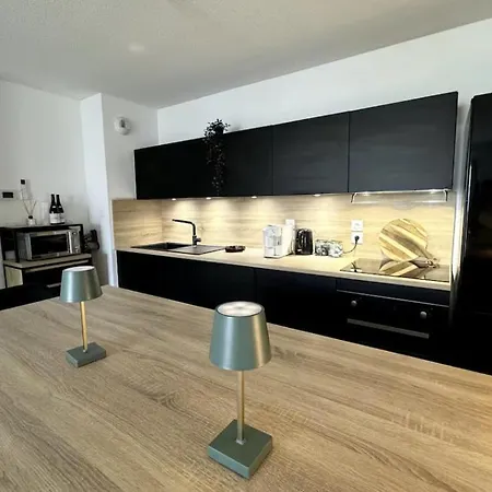 דירה Superbe 2ch, Clim, Terrasse, Pkg, Wifi, Tv מונפלייה