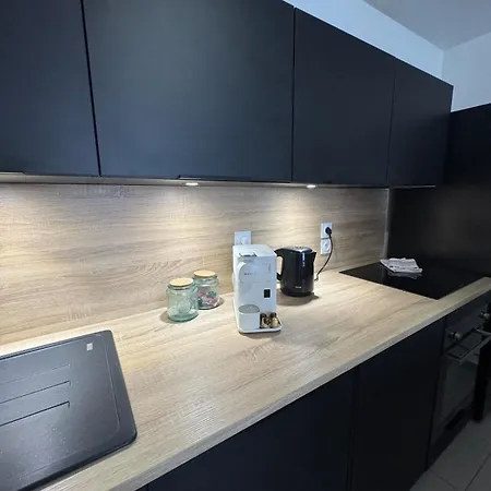Superbe 2ch, Clim, Terrasse, Pkg, Wifi, Tv Lejlighed